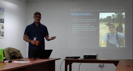 Picture of Tim McDonnell gives a presentation to staff in the Central Africa Hub Coordination Office.