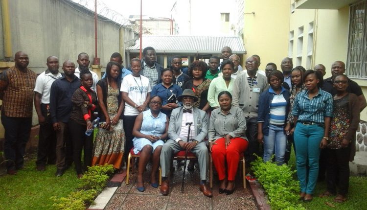 Picture of HE Marcelin Chisambo (in the middle) and IITA-Kinshasa staff and agripreneurs.