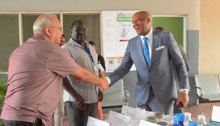 Picture of Ranajit Bandyopadhyay welcoming Mr Lawal.