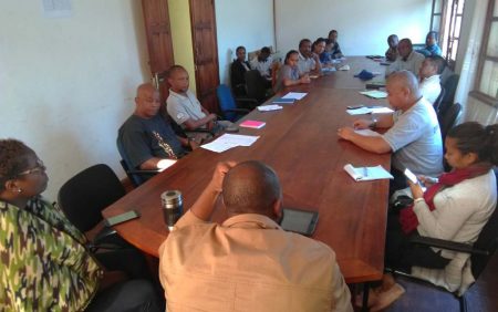 Picture of IITA mission team members meeting with Madagascar agriculture stakeholders