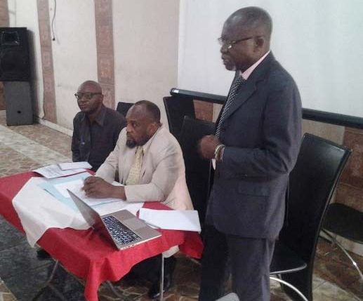 Picture of IITA Country Representative, Nzola-Meso Mahungu (standing), presenting at the workshop