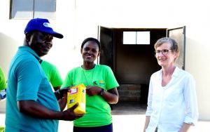 Picture of Ylva with Victor Manyong, hub Director and Veronica Kebwe, Chair of the Tanzania Youth Agripreneurs