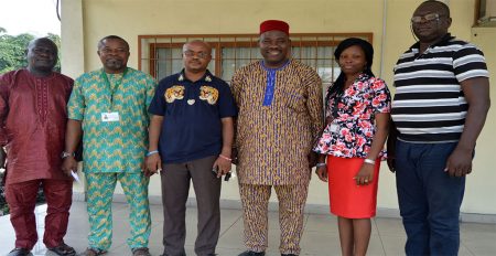 Chairman, Onne Community Development Commitee (3rd from the left) with Richardson Okechukwu (3rd from right) and IITA Onne staff.